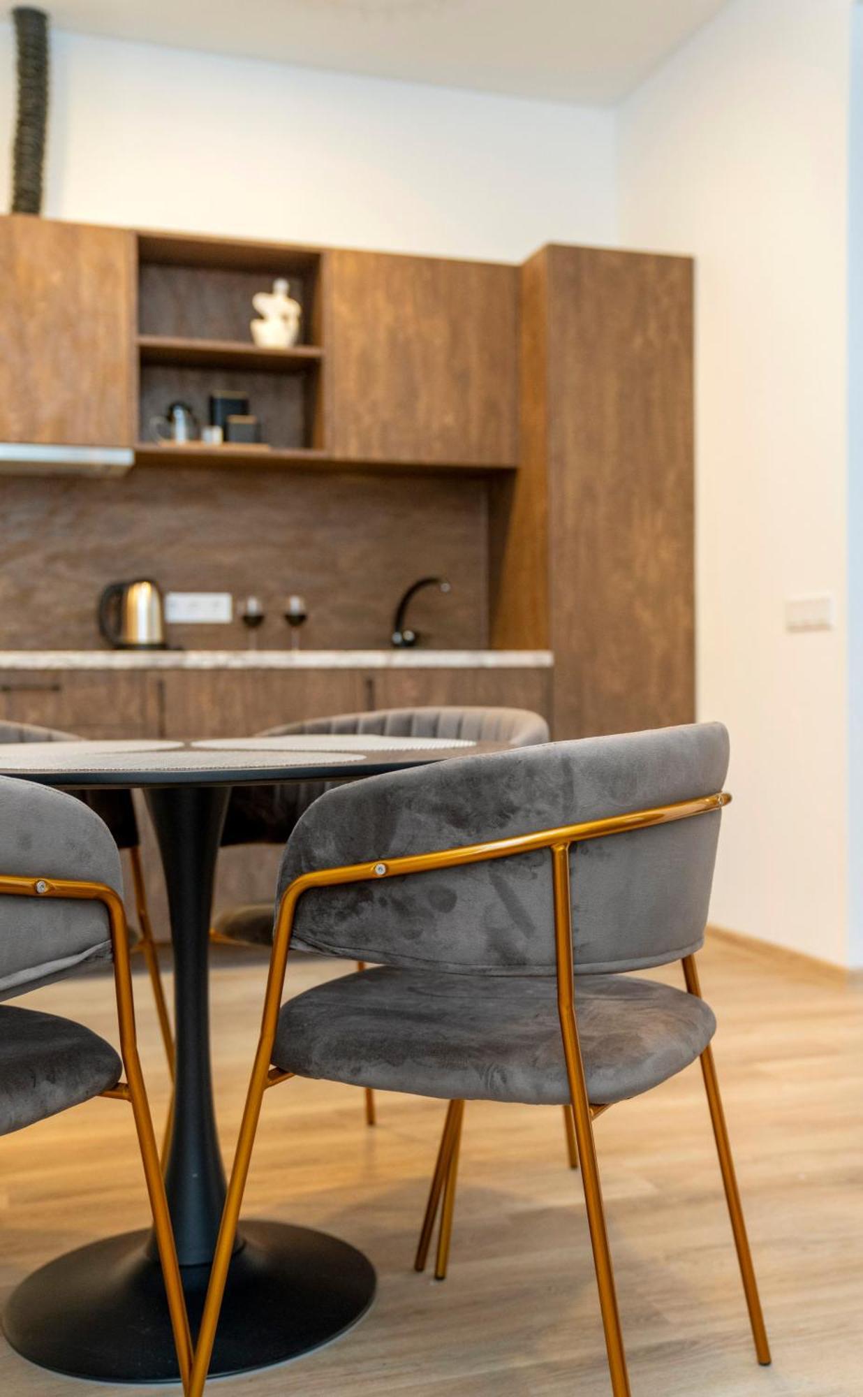 Central Station Apartment No1 Каунас Екстериор снимка